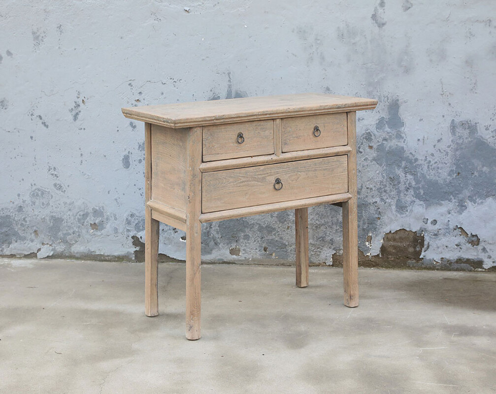 L295, Wooden side table