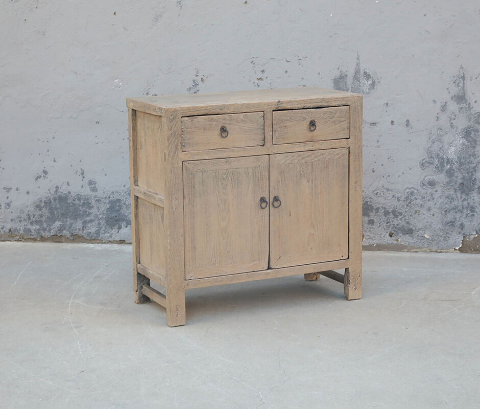L307, Small wooden cabinet