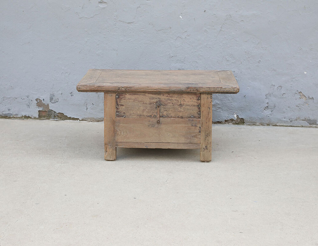 L316, Small wooden sidetable 