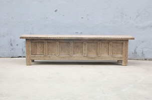 L319, Long tv cabinet