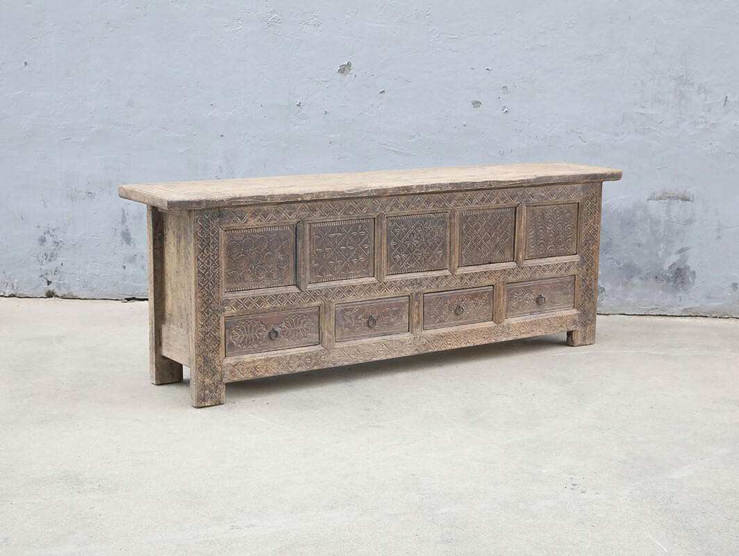L322, Sideboard with carving