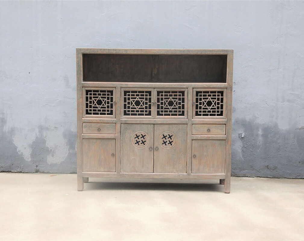 L324, Unique vintage cabinet