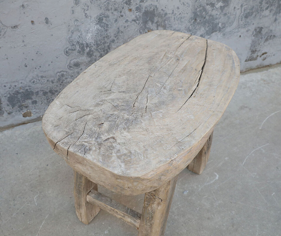 L366, Small side table/stool