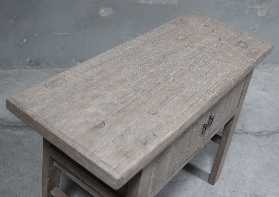 L372, Wooden side table 