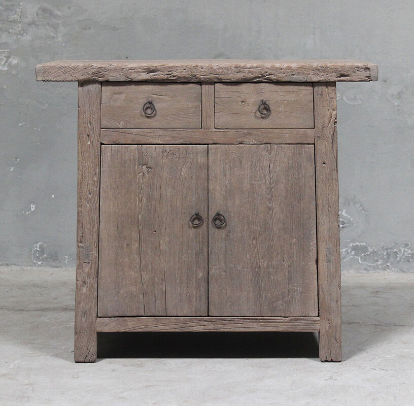 L382, Small cabinet with doors and drawers