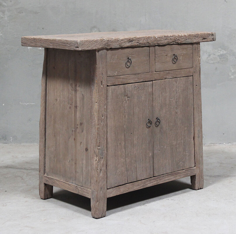 L382, Small cabinet with doors and drawers