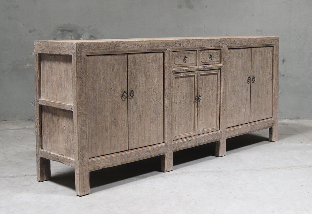 L395, Wooden sideboard