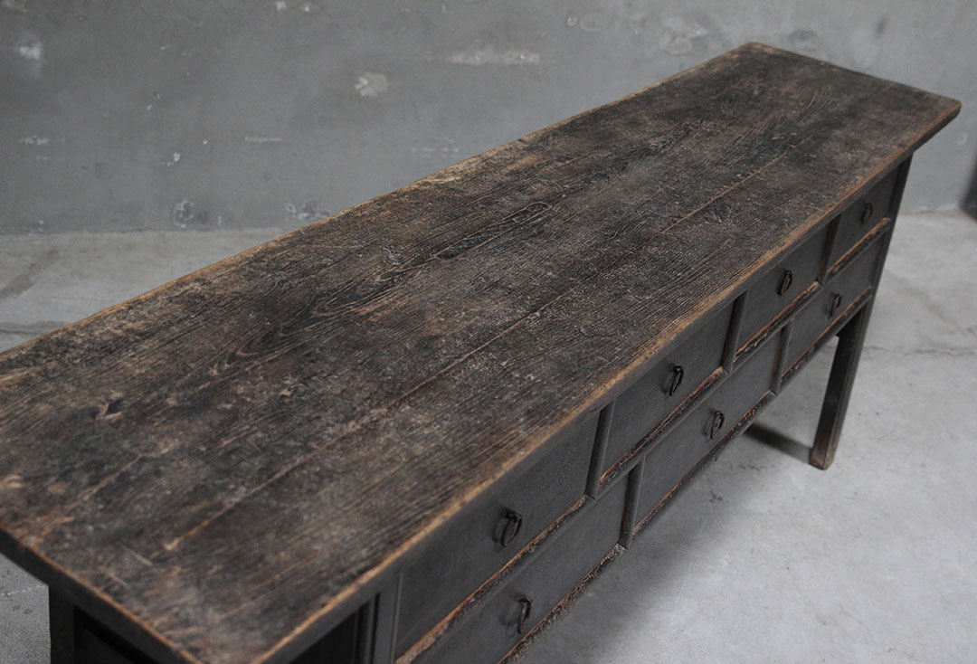 L405, Side table with 7 drawers