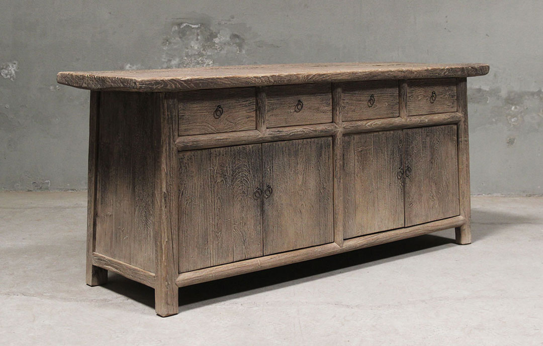 L425, Wooden sideboard