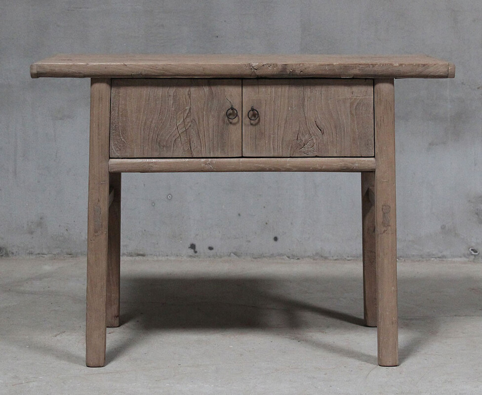 L431, Side table with 2 doors