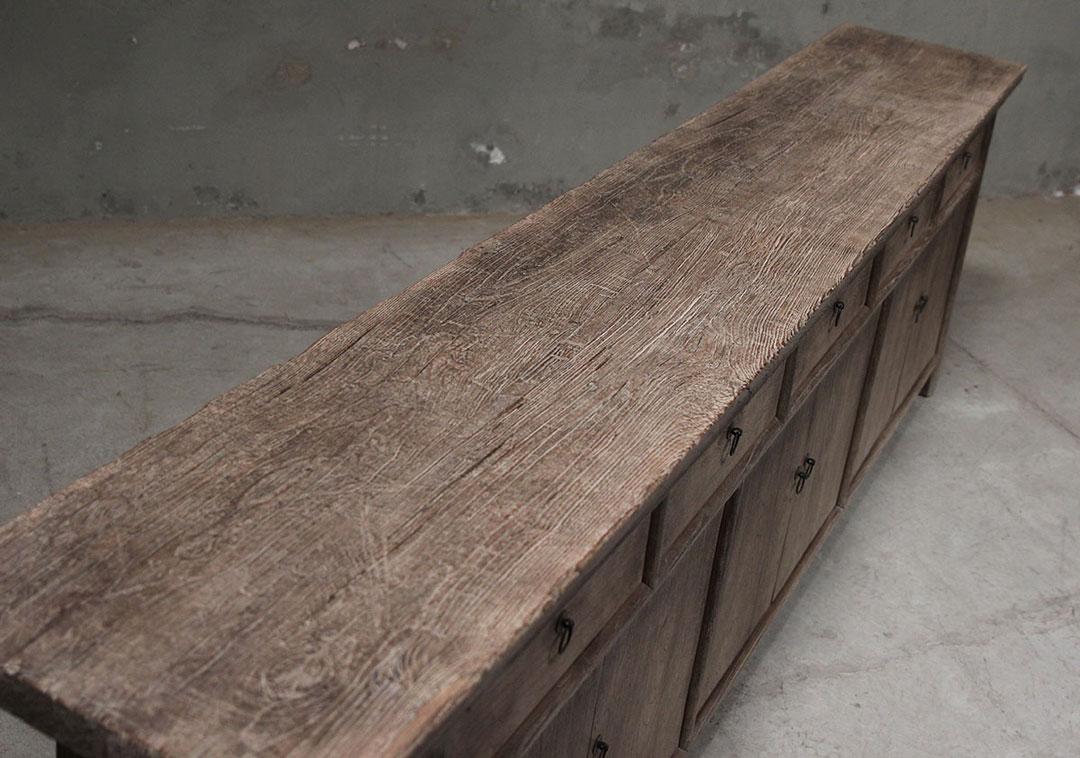 L432, Sideboard with doors and drawers