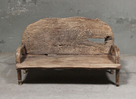 L434, Wooden bench