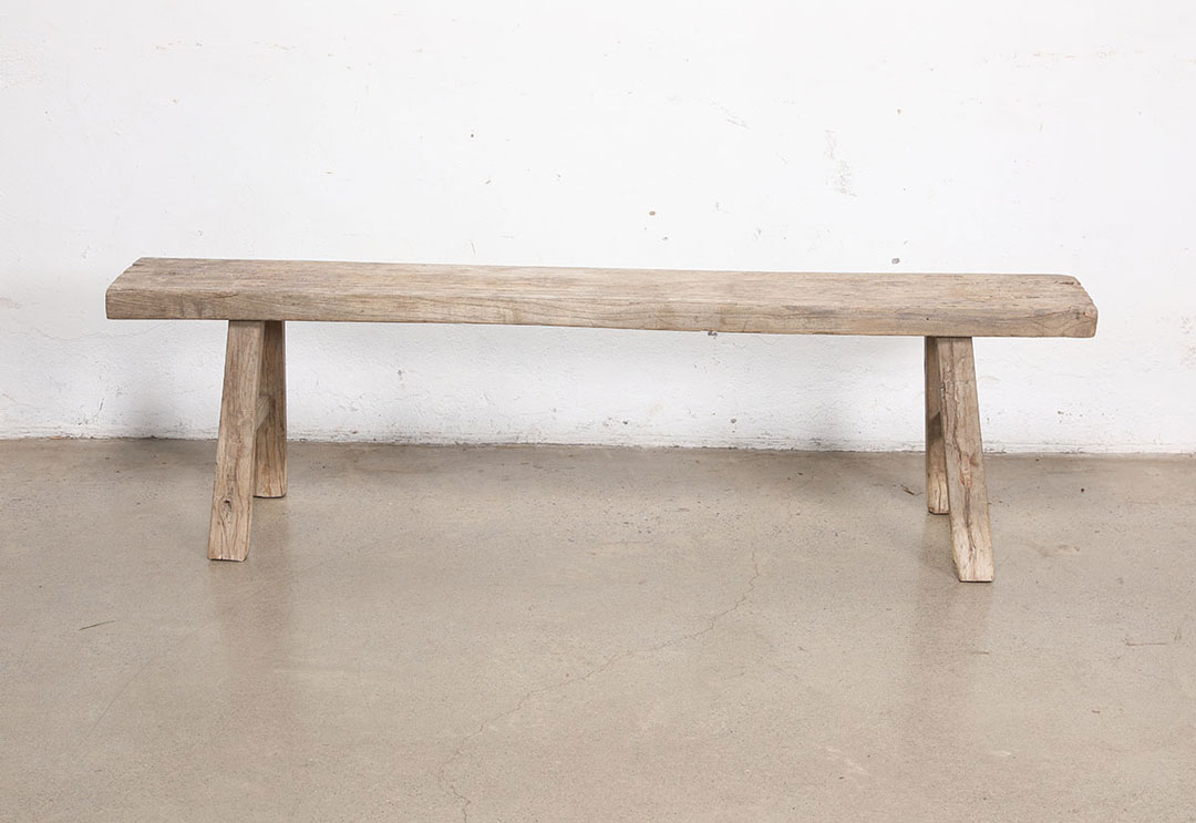 L455, Wooden bench