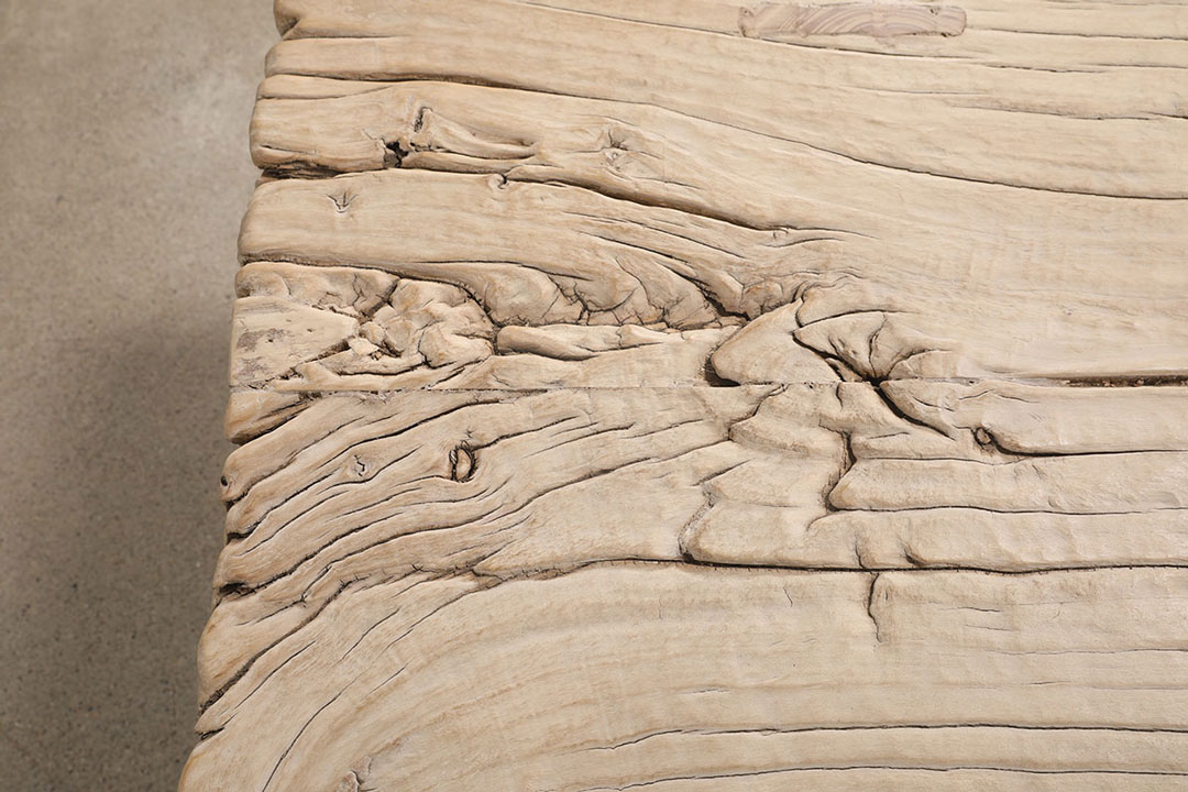 L462, Wooden coffee table 