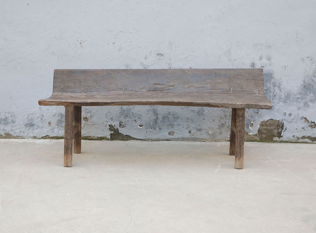 L485, Wooden bench 