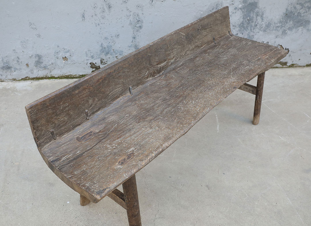 L485, Wooden bench 