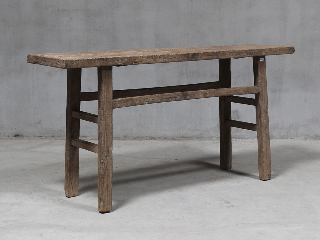 R412, Wooden side table