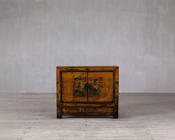 RA-15, Unique small sideboard