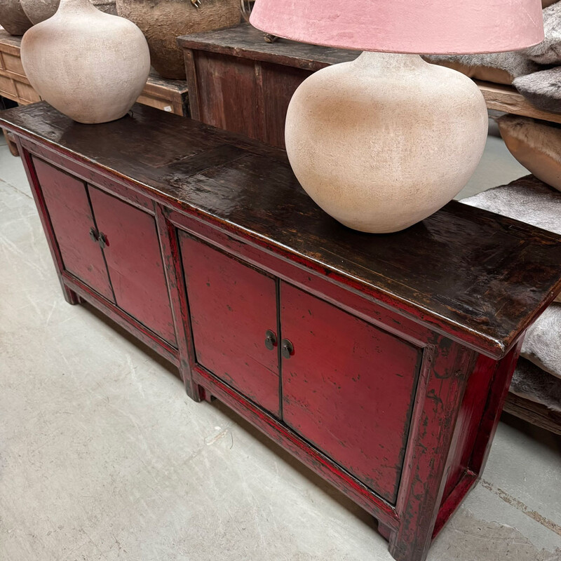SDS 005, Red sideboard with 4 doors