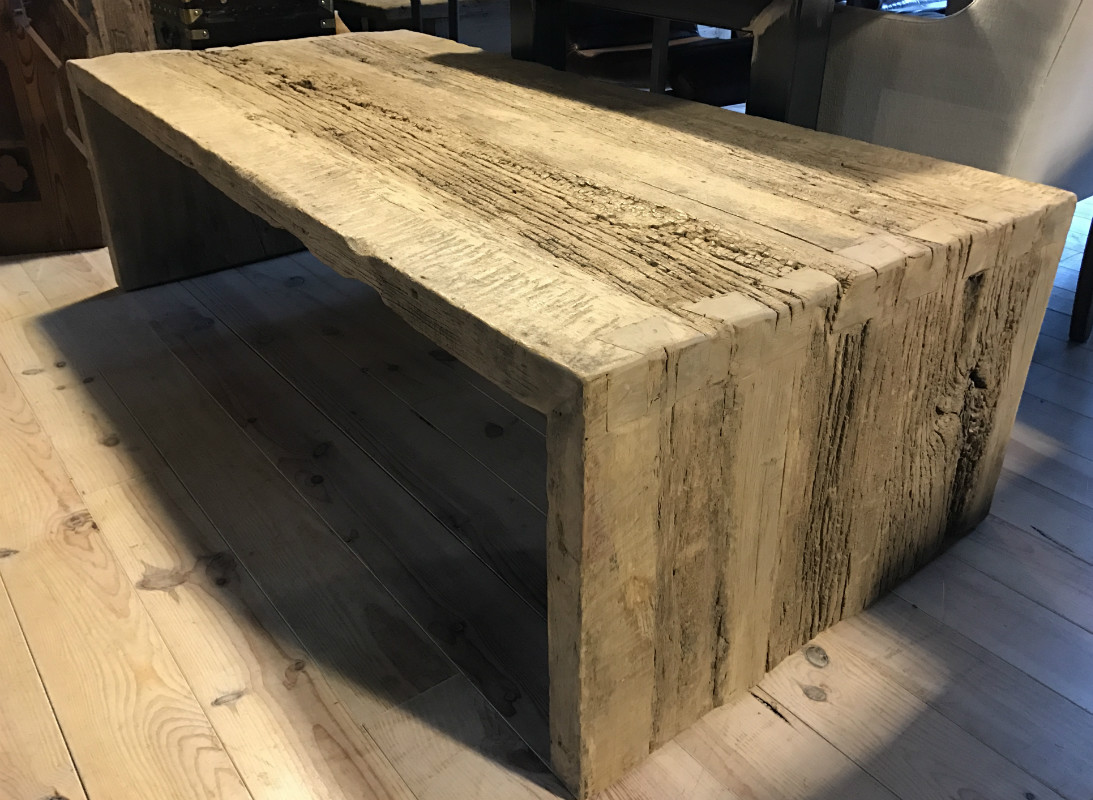 Landelijke en stoere salontafel gemaakt van oud hout. Een - Kleine tafels, bijzettafels en salontafels - tafels, tafels van oud hout. landelijke - De Interieur