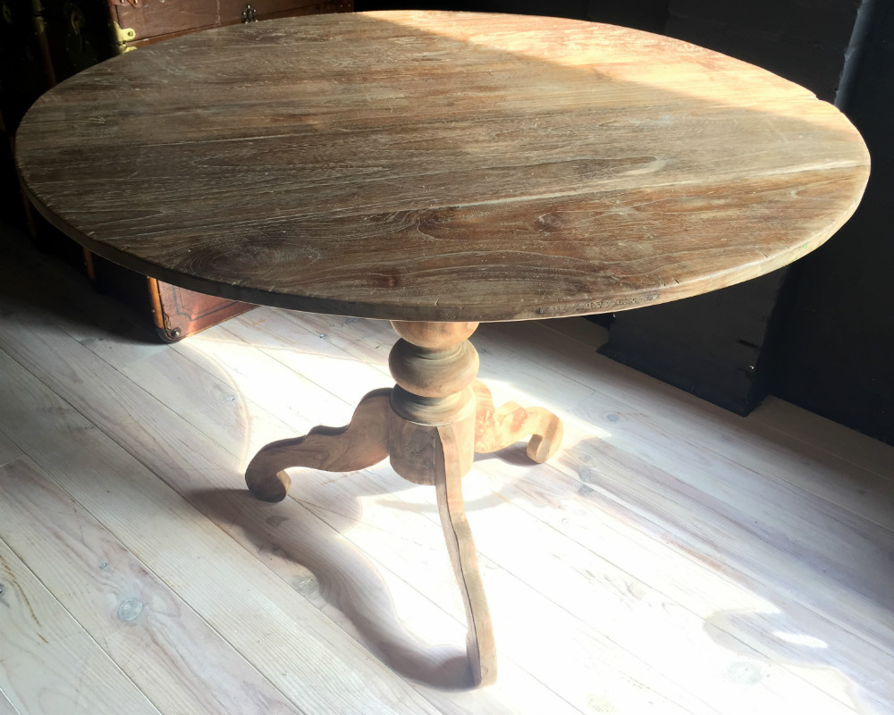Mooie ronde teakhouten tafel - eetkamertafel - Antieke tafels oud hout. landelijke tafels. - De Jong Interieur