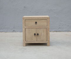 VM329, Bedside table
