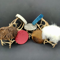 ZG 101, Antler stool with different coverings